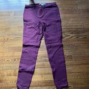 LAUREN CONRAD PURPLE JEGGINGS